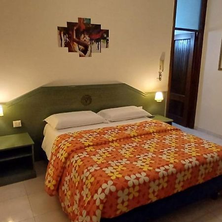 Apartments Mikros Giardini Naxos Exterior photo