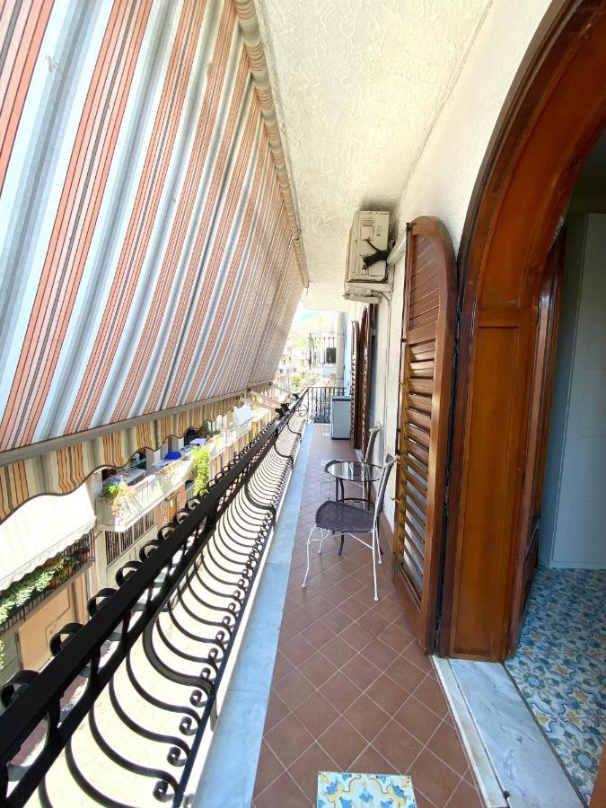 Apartments Mikros Giardini Naxos Exterior photo