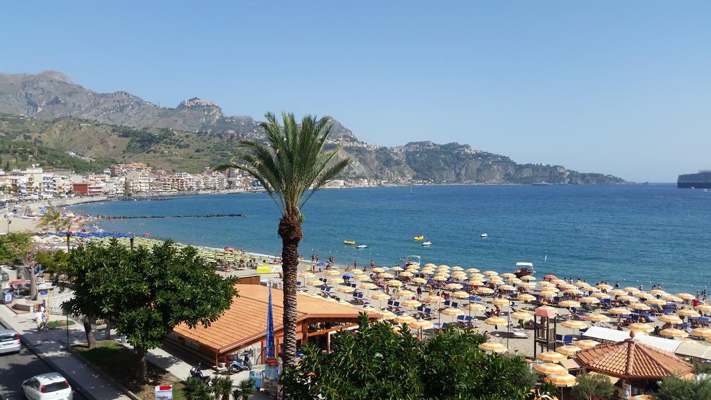 Apartments Mikros Giardini Naxos Exterior photo